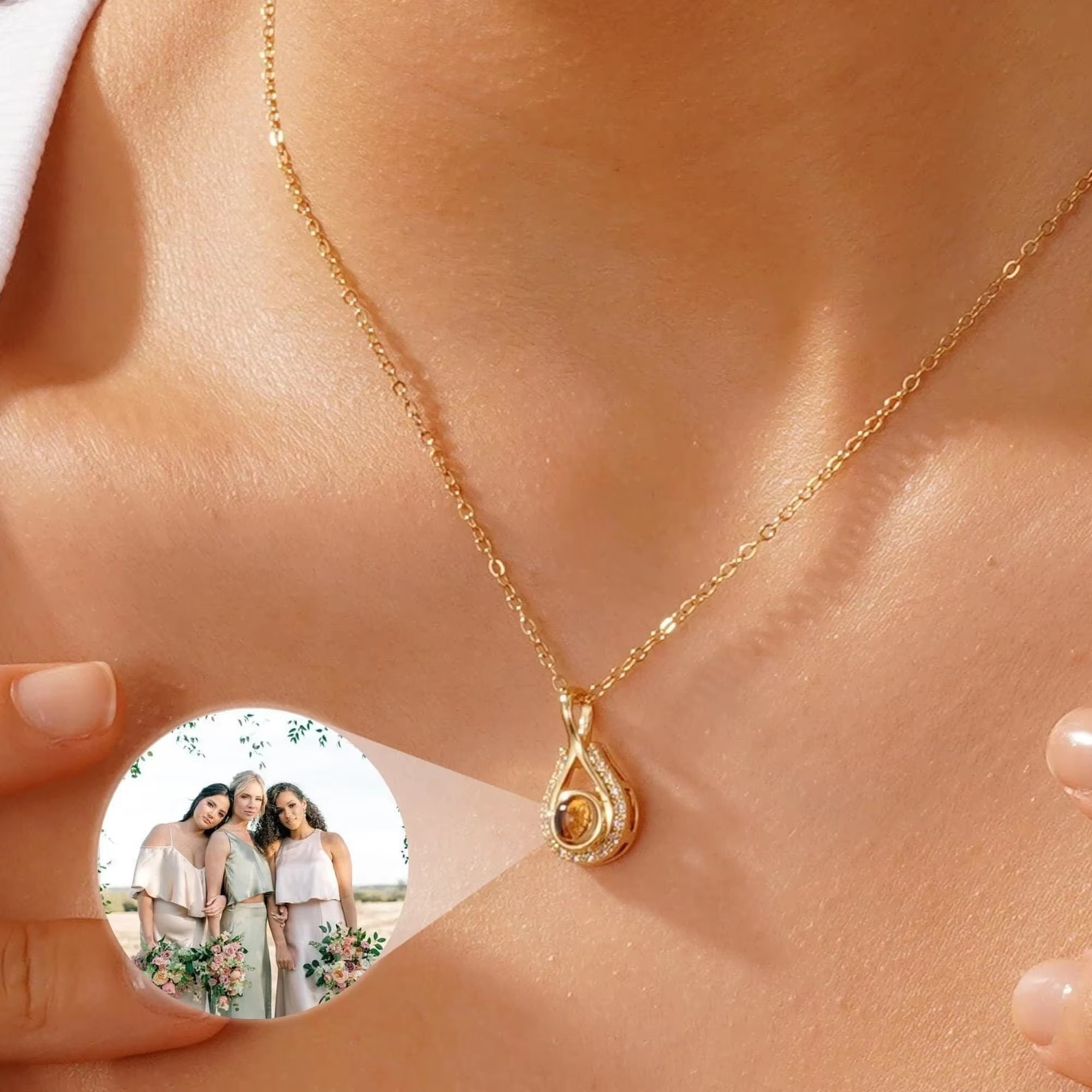 Custom Photo Projection Necklace Memorial Necklaces in Gold Customized Necklace with Picture Photo Projection Birthday Gift